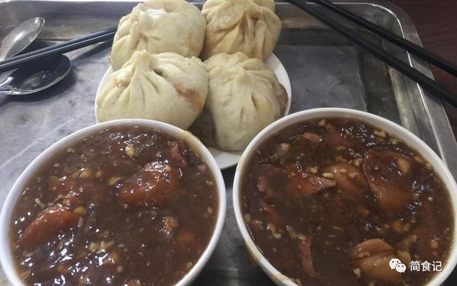 北京烤鸭历史文化_各地方特色美食小吃_北京特色小吃推荐