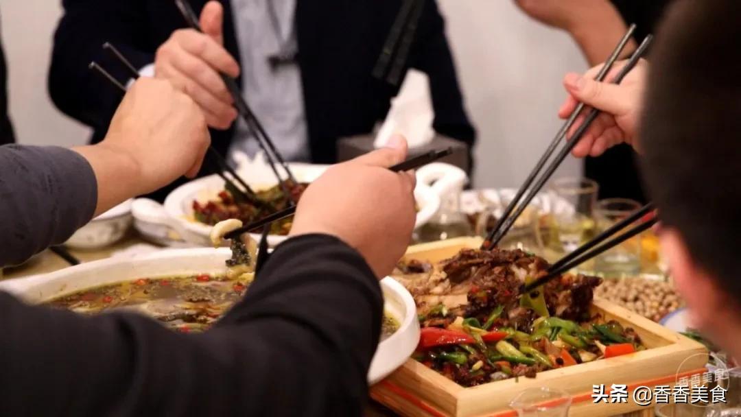 郑州特色川菜_鸿运当头做法_上海香香川菜电话