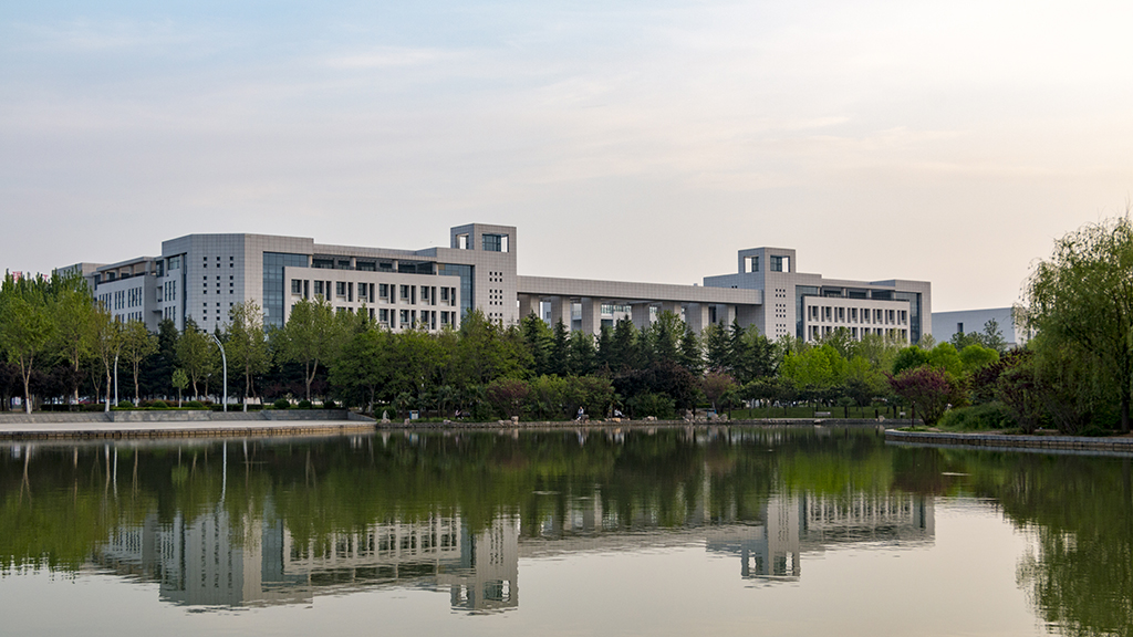 河南科技大学园艺与植物保护学院设有园艺、植物保护、风景园林和林学(图1) 71CC7