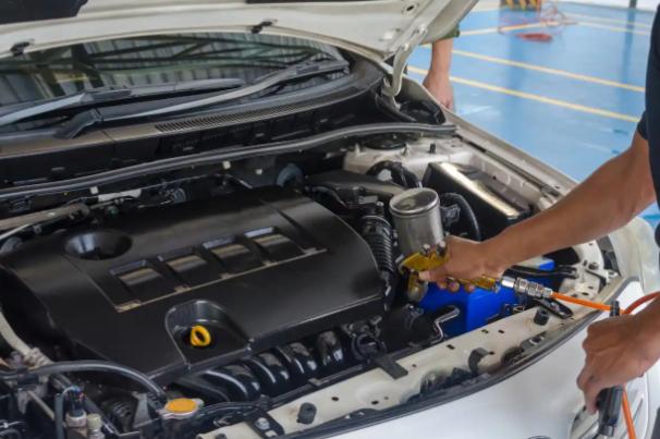 4S店推销陷阱_4s店全包买车提车流程_提车避坑