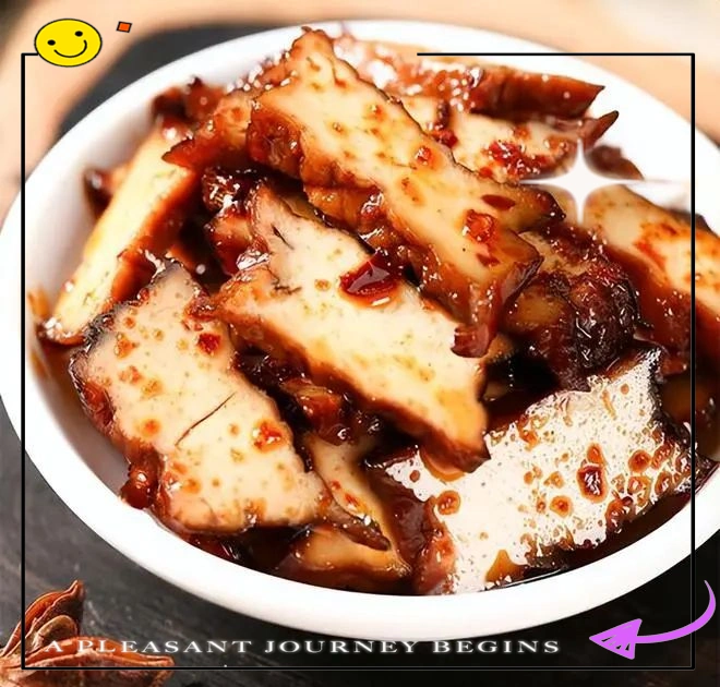 邵阳美食之旅:传统与新意的完美结合(图9) 湖南邵阳的小吃_邵阳传统美食血酱鸭做法_邵阳米粉特色做法