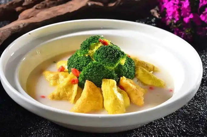 邵阳猪血丸子做法_湖南邵阳的小吃_血酱鸭正宗做法