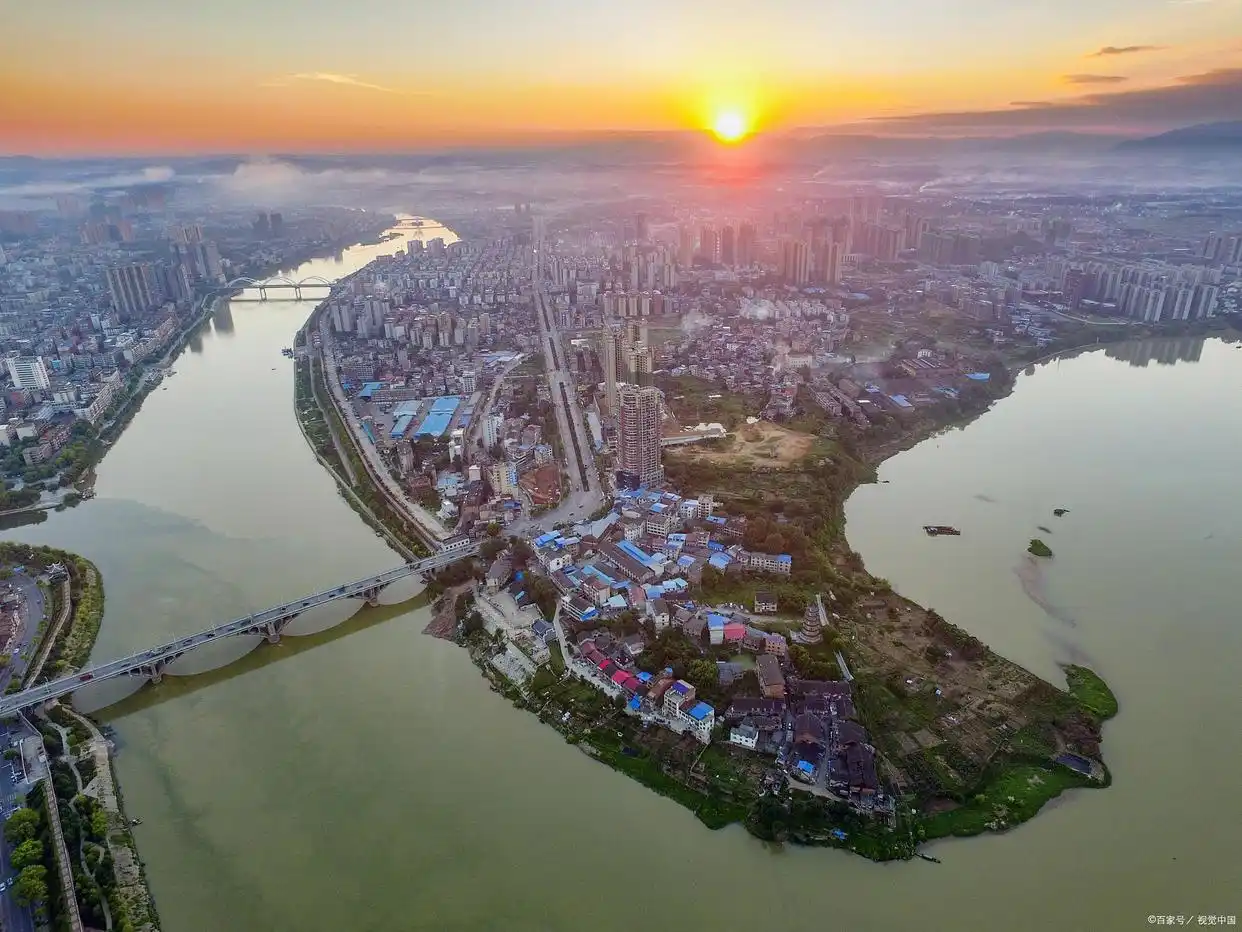 邵阳米粉血酱鸭猪血丸子_湖南邵阳的小吃_邵阳特色美食小吃