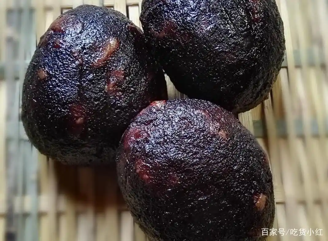 邵阳特色美食小吃_邵阳米粉血酱鸭猪血丸子_湖南邵阳的小吃