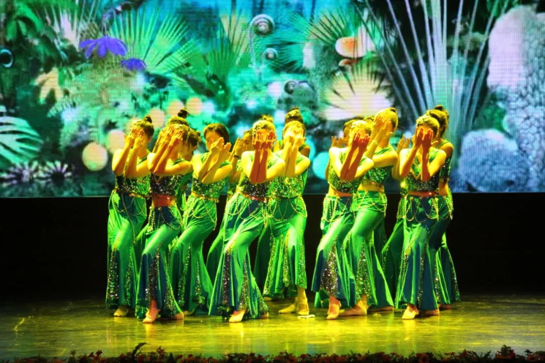 青岛华夏职教中心学费_青岛华夏职业学校招生计划_青岛华夏职业学校2021年综合高中普通班招生简章