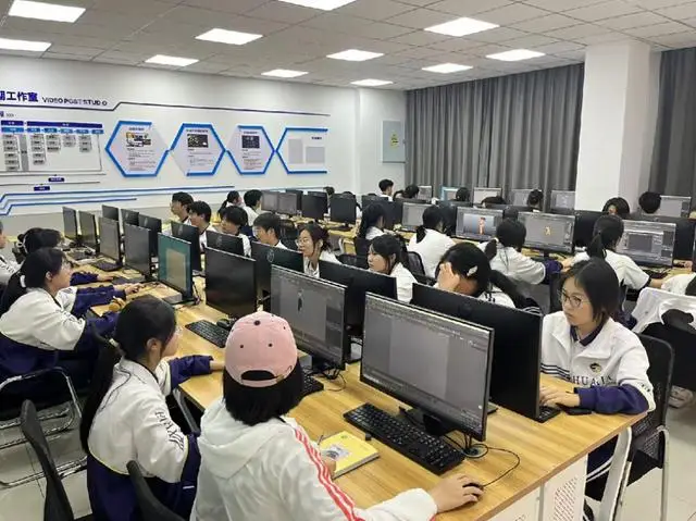 青岛华夏职业学校_青岛华夏职教中心学费_职教高考升学就业双通道