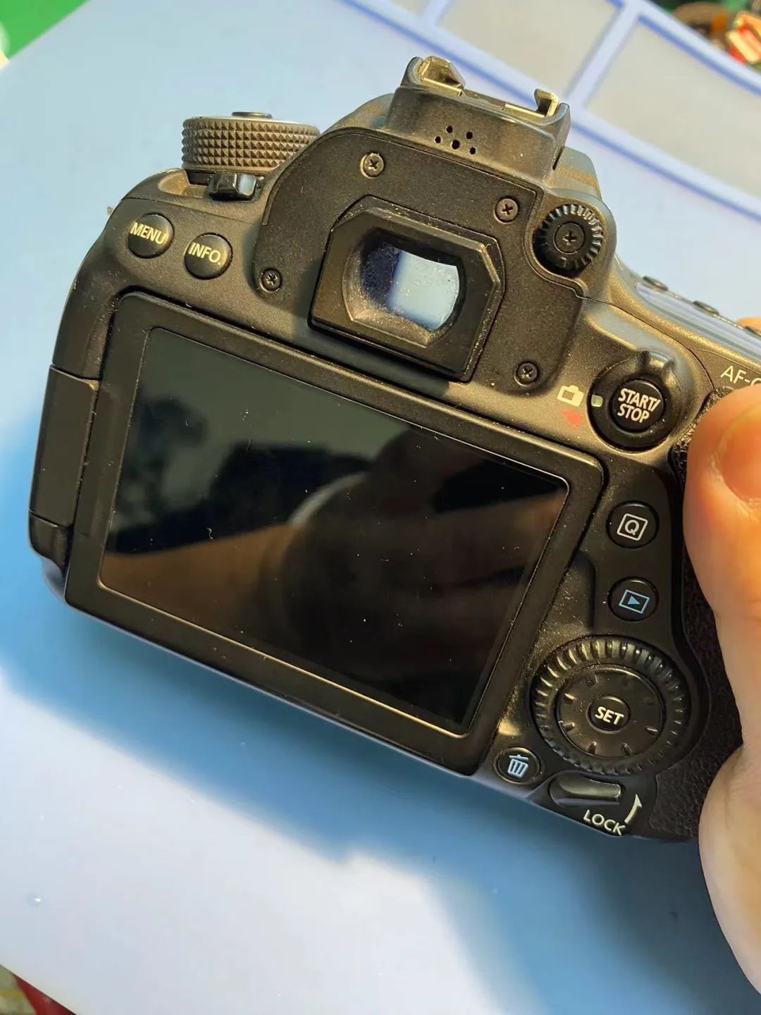 神奇,佳能报错err30,这两个问题都中了(图2) 佳能相机广州维修中心_佳能80D维修_相机报错err30