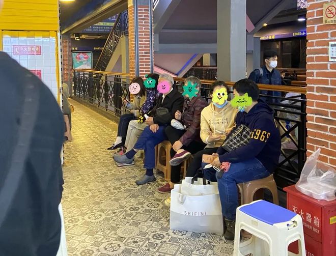 西湖D11食尚城火锅排队_西湖D11食尚城热门火锅店_食尚家美食广场