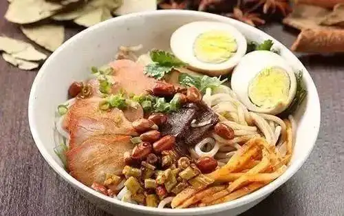 湖南米粉大擂台_长沙米粉特色推荐_湖南的小吃有哪些出名