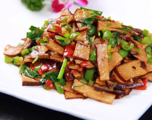 73道湖南美食大合集：剁椒鱼头麻辣肉，嗦螺鱼粉三下锅！