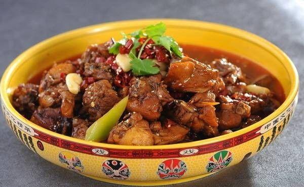 73道湖南美食大合集：剁椒鱼头麻辣肉，嗦螺鱼粉三下锅！