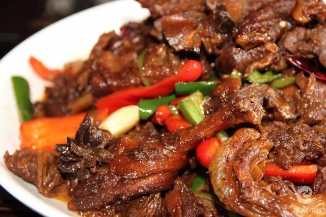 73道湖南美食大合集：剁椒鱼头麻辣肉，嗦螺鱼粉三下锅！