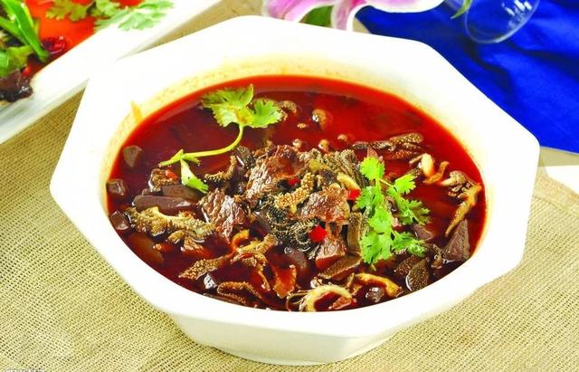 73道湖南美食大合集：剁椒鱼头麻辣肉，嗦螺鱼粉三下锅！