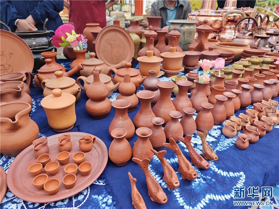 丽江特色美食小吃_永胜五一美食文化节_永胜特色商品展