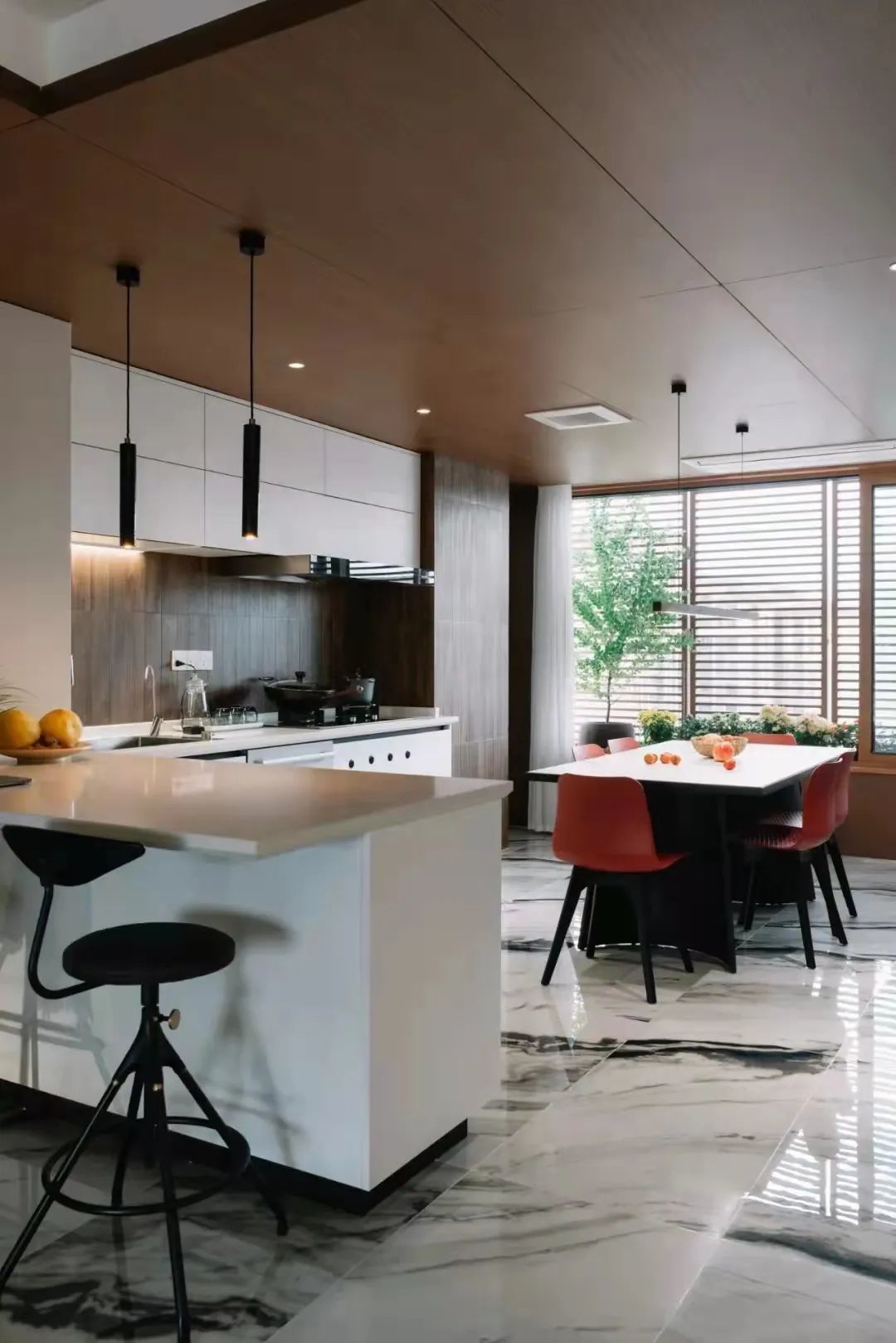 大几千的美缝也翻车?过来人告诉你不可忽视的细节(图5) 金色瓷砖美缝剂效果图_瓷砖美缝避坑指南_美缝剂种类选择攻略