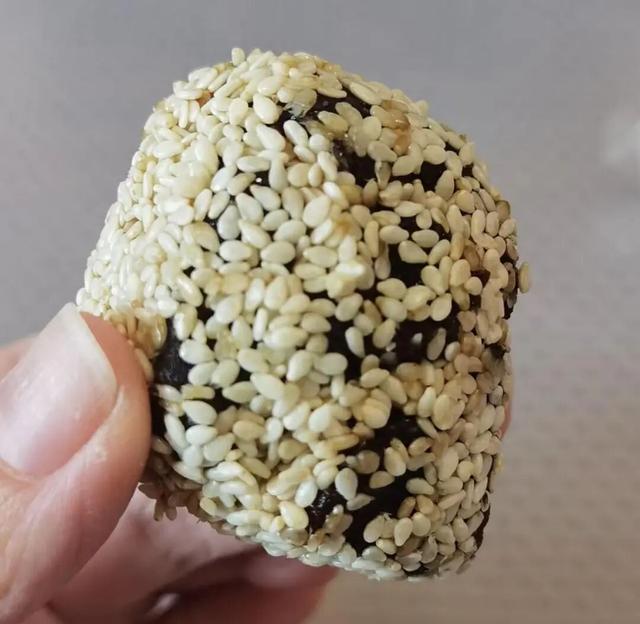 好吃的零食名字大全_咸味奶糖口碑逆袭_土味零食真香定律