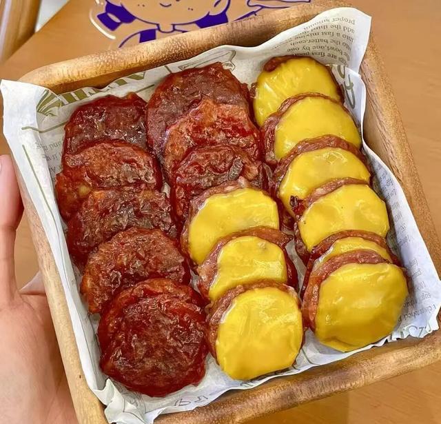 咸味奶糖口碑逆袭_土味零食真香定律_好吃的零食名字大全