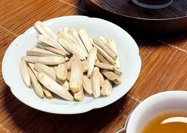 藤椒瓜子口味测评_好吃的零食名字大全_新奇特零食推荐