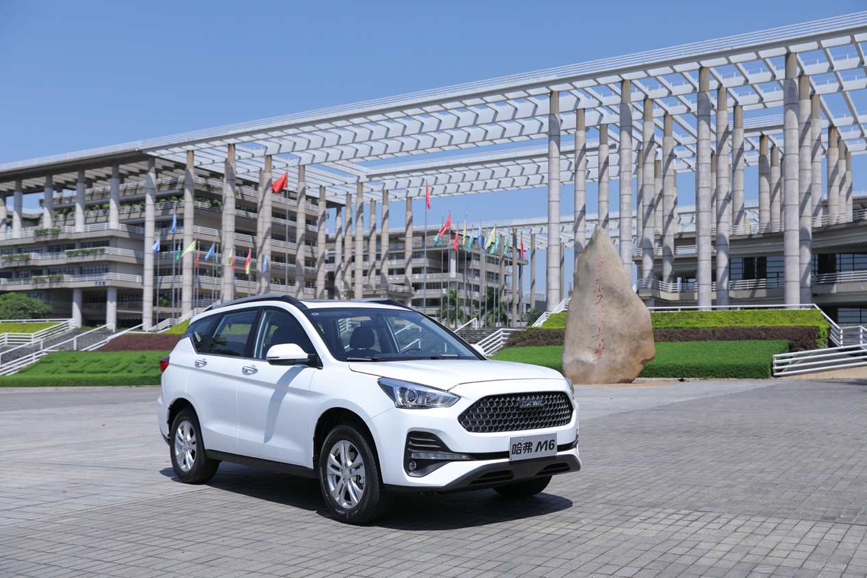 哈弗“性价比之王”,如今改款升级,等新还是买旧?(图11) 哈弗M6改款 新款哈弗M6对比现款 哈弗M6性价比分析_哈弗h6近光灯教程更换