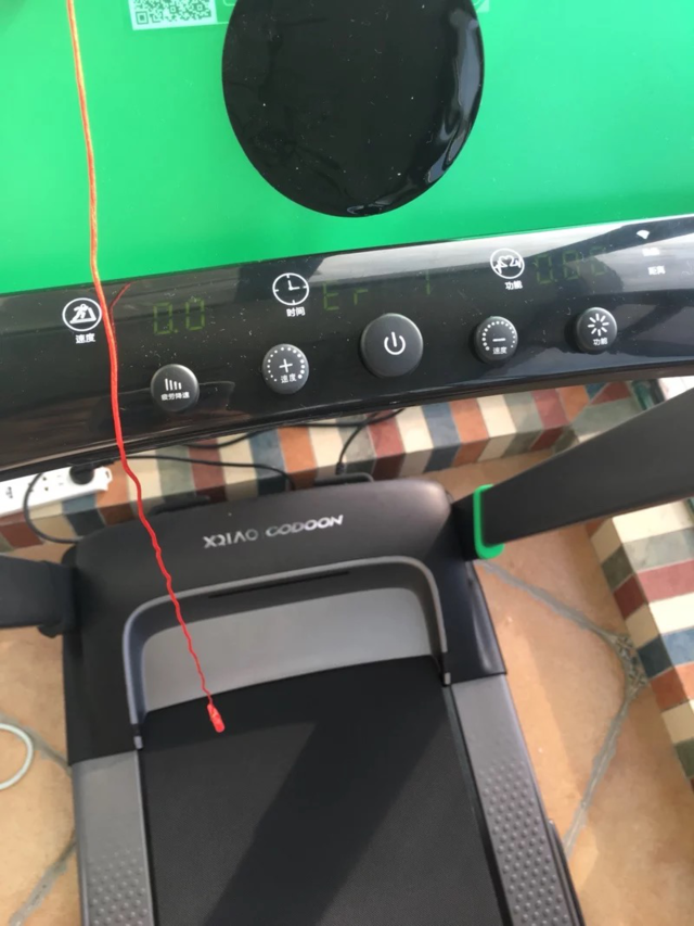 咕咚X小乔跑步机:小而美,细节见品质(图12) 搬家跑步机怎么搬运_折叠式小户型跑步机_咕咚X小乔智能跑步机