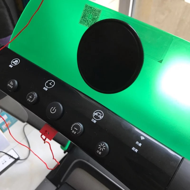 咕咚X小乔跑步机:小而美,细节见品质(图3) 折叠式小户型跑步机_咕咚X小乔智能跑步机_搬家跑步机怎么搬运