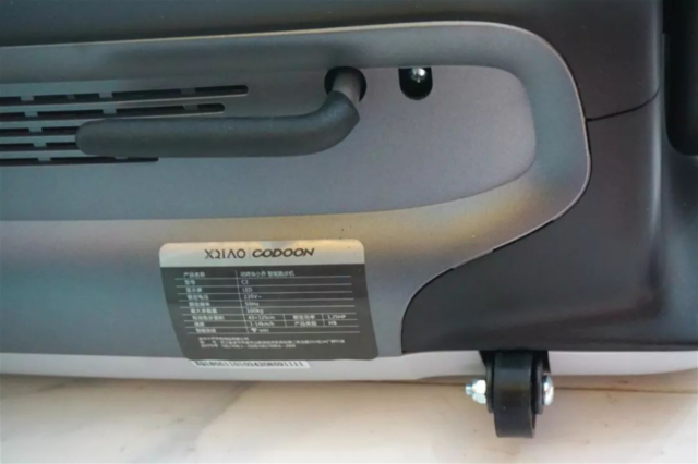 咕咚X小乔跑步机:小而美,细节见品质(图6) 咕咚X小乔智能跑步机_折叠式小户型跑步机_搬家跑步机怎么搬运