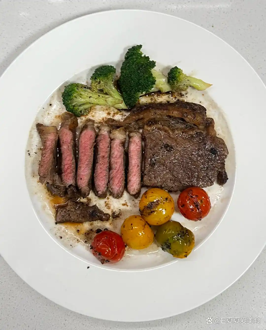 煎牛排怎样多汁?教你一招,外焦里嫩,咸香不腻超正宗(图3) 煎牛扒_牛排外焦里嫩秘诀_煎牛排技巧