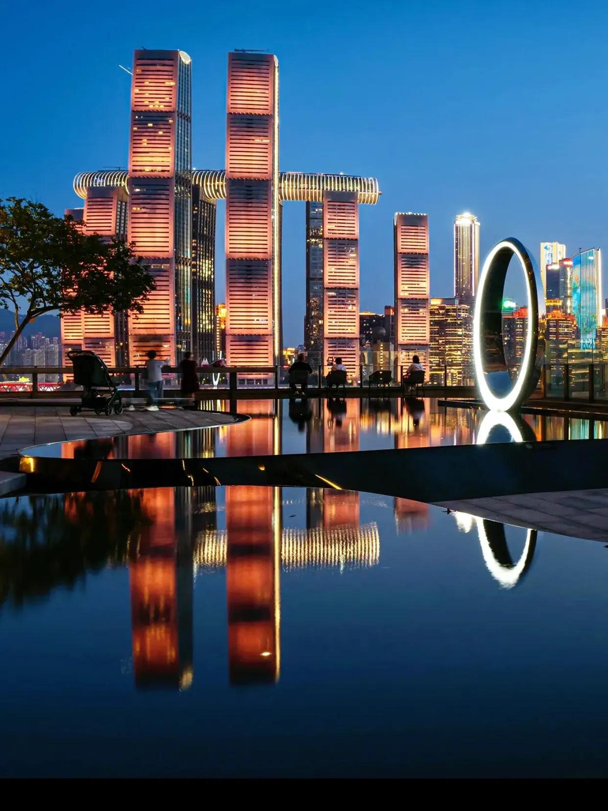 重庆与成都区别_重庆 成都 美食_川渝两地城市对比