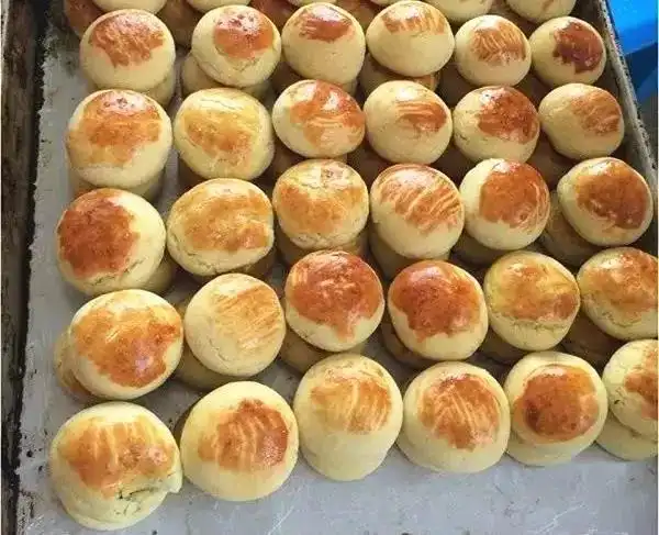 风味云南,今天你“糕”兴了吗?(图5) 云南特色糕点_云南特产零食有哪些_鲜花饼制作工艺