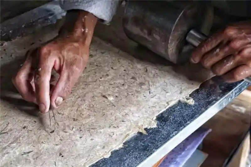 跟着好礼游云南 这些特产你知道几个?(图11) 云南宜良烤鸭_云南特产鲜花饼_云南特产零食有哪些