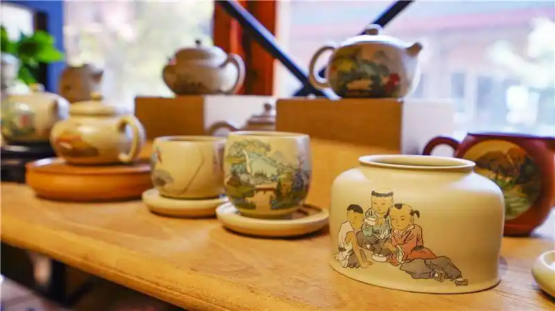 跟着好礼游云南 这些特产你知道几个?(图26) 云南特产零食有哪些_云南特产鲜花饼_云南宜良烤鸭