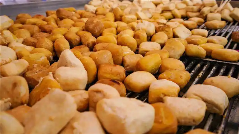 跟着好礼游云南 这些特产你知道几个?(图28) 云南特产鲜花饼_云南特产零食有哪些_云南宜良烤鸭