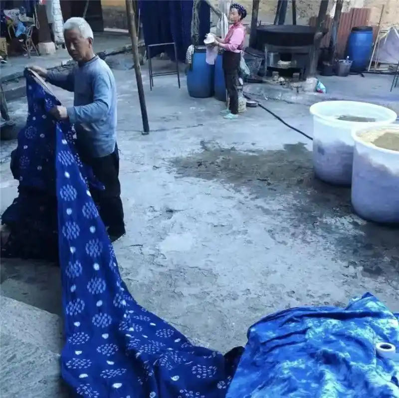 跟着好礼游云南 这些特产你知道几个?(图5) 云南特产鲜花饼_云南宜良烤鸭_云南特产零食有哪些