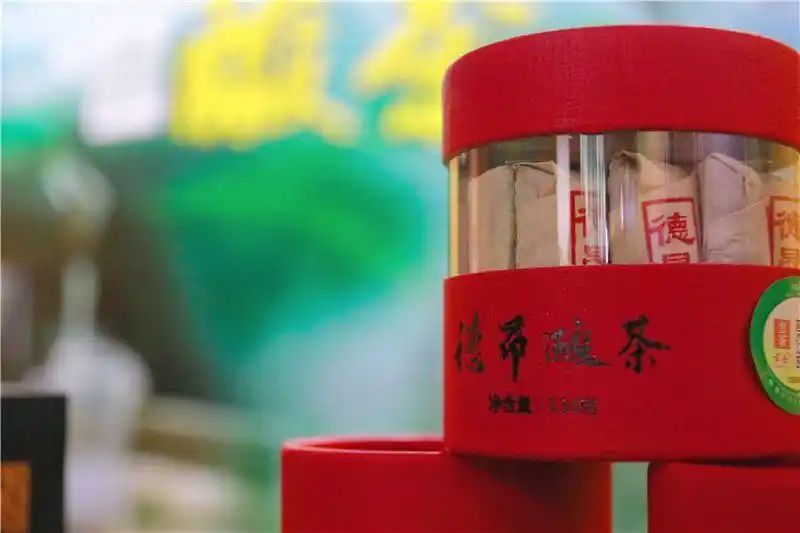 跟着好礼游云南 这些特产你知道几个?(图53) 云南特产零食有哪些_云南宜良烤鸭_云南特产鲜花饼