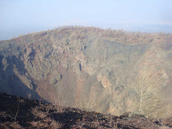 五大连池火山地质地貌景观_五大连池冬季旅游攻略_齐齐哈尔讷河五大连池一日游