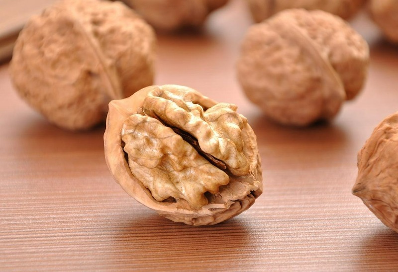 云礼 | 千万别错过! 这么多“稀奇”的云南礼物(图13) 云南特产鲜花饼 德和罐头 小粒咖啡 宣威火腿 华宁土陶 天麻 普洱茶 墨江紫米 冰岛茶 云县冬瓜蜜饯 丽江雪茶 永胜瓷器_云南特产零食有哪些