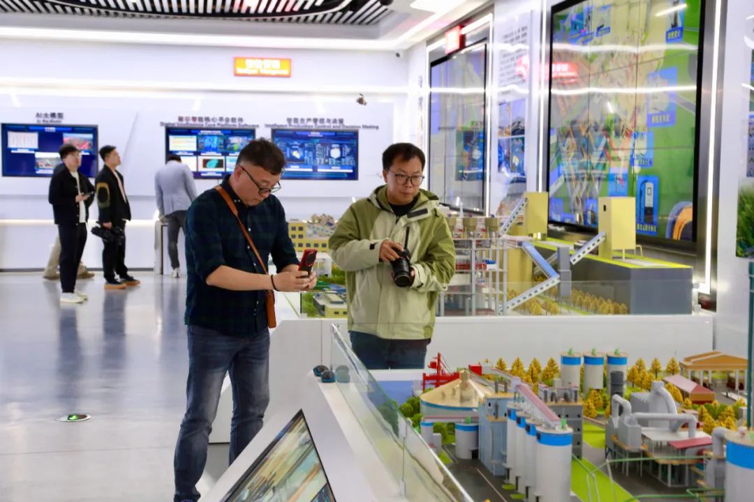 震撼!网络达人点赞丹东振兴新图景(图6) 丹东东港海鲜批发市场_鸭绿江口湿地 世界自然遗产地 观鸟胜地_黄海水产品批发市场 北纬39度 海鲜王国