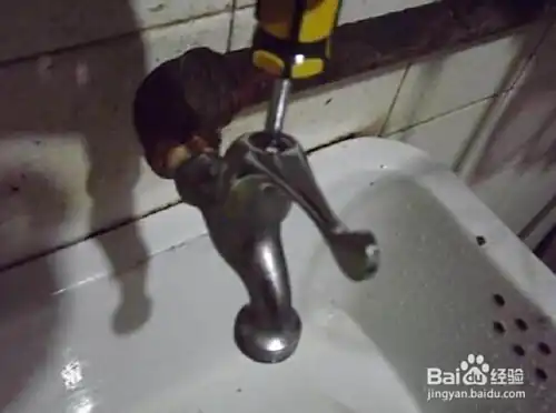 花都水龙头维修滴水的解决办法