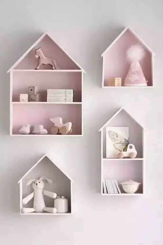 幼儿园这样装饰墙面,美出新高度(图1) 幼儿园墙面装饰创意_墙面装饰幼儿园_圆形物品悬挂墙面设计