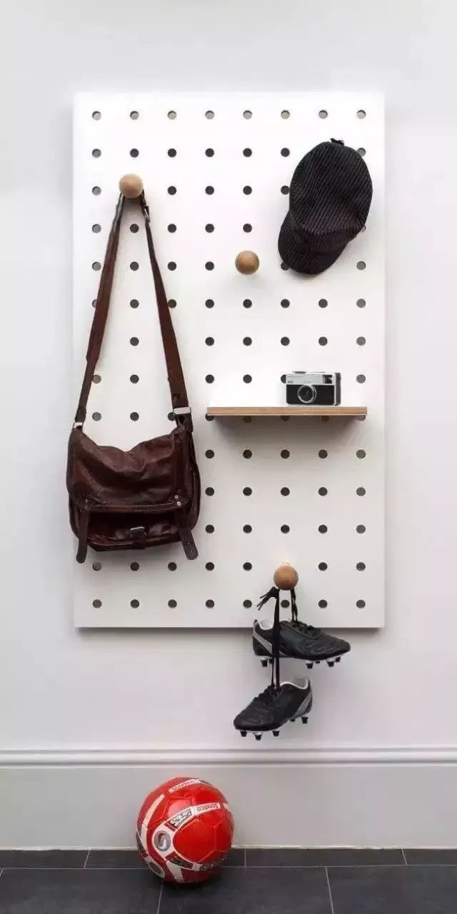 幼儿园这样装饰墙面,美出新高度(图26) 圆形物品悬挂墙面设计_幼儿园墙面装饰创意_墙面装饰幼儿园