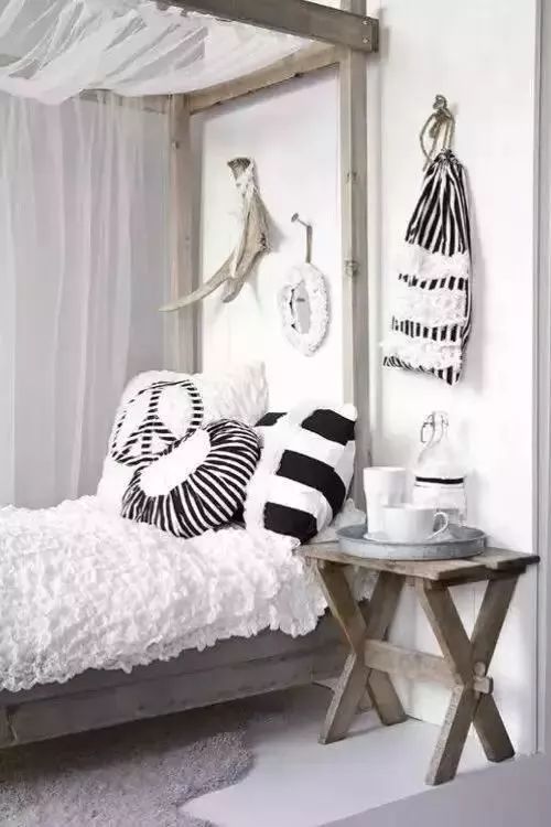 幼儿园这样装饰墙面,美出新高度(图9) 幼儿园墙面装饰创意_墙面装饰幼儿园_圆形物品悬挂墙面设计