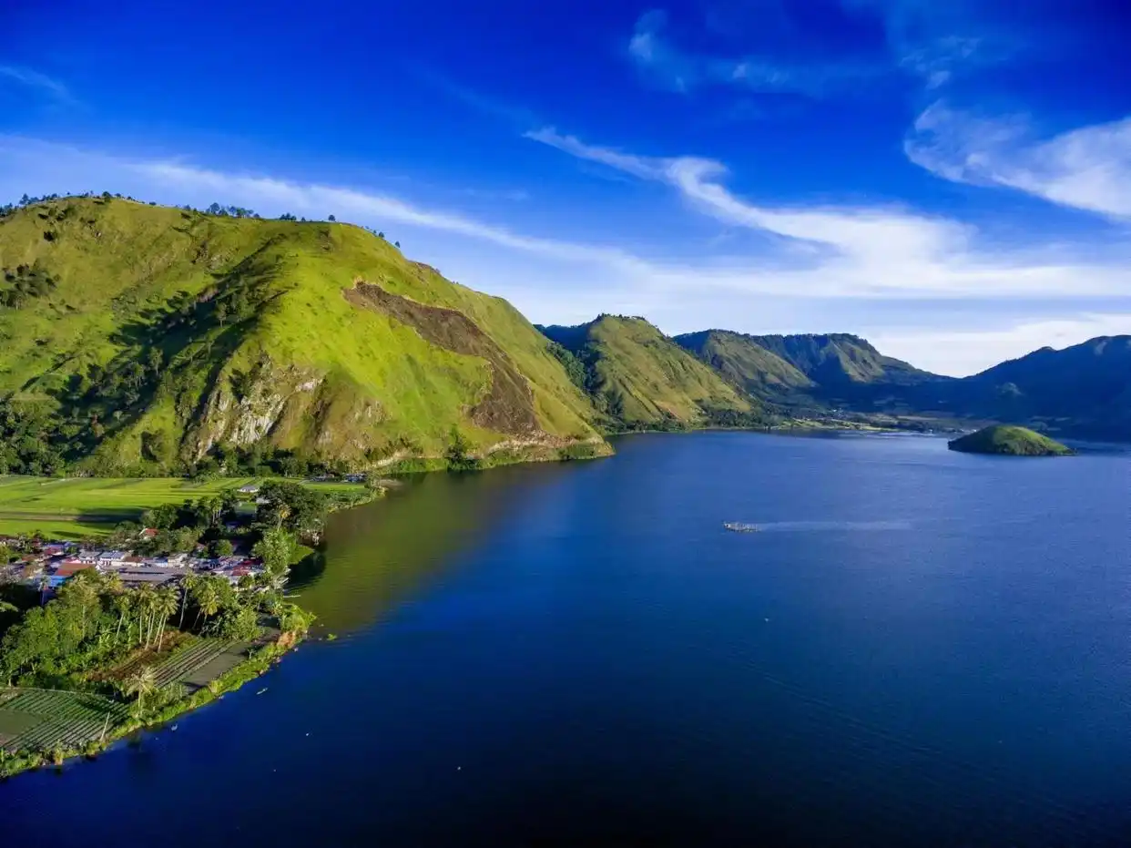 「视频」再出发·外旅高端访谈⑥|印尼旅游高层:印尼有望成为中国游客休闲或商务旅行首选地之一(图2) 广州深圳直飞印尼航班_中国游客印度尼西亚旅游推广活动_印度旅行视频