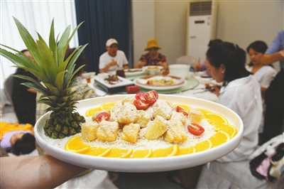 “尝鲜”深中通道 “打卡”中山美食(图1) 深中通道 中山美食 深圳游客_深圳中山公园附近美食