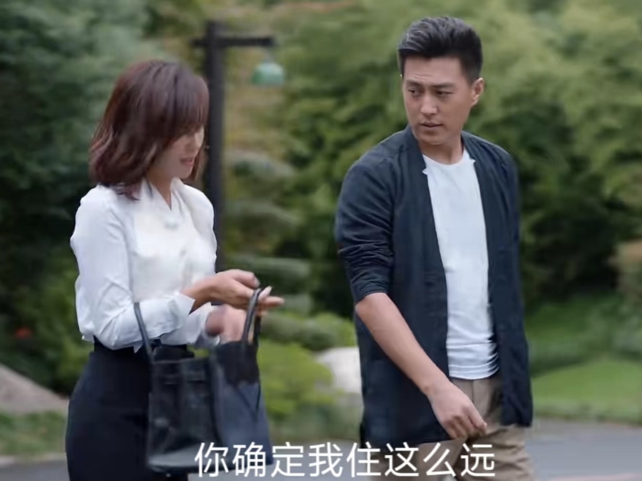 《欢乐颂》老谭对安迪暗恋却克制,藏着商业大鳄的顶级格局(图2) 老谭对安迪的默默守护_欢乐颂老谭安迪感情线_欢乐颂安迪开的什么车