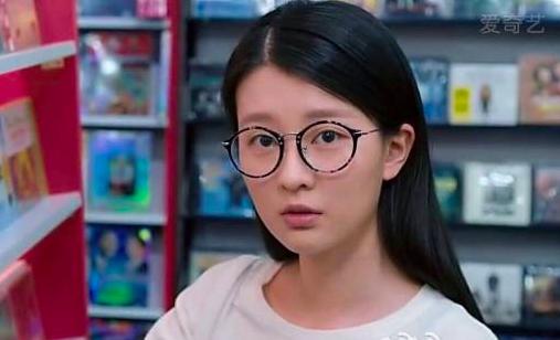 《欢乐颂》的车编剧真的选对了吗?之女主角篇(图12) 欢乐颂主角座驾分析_欢乐颂安迪开的什么车_樊胜美适合什么车