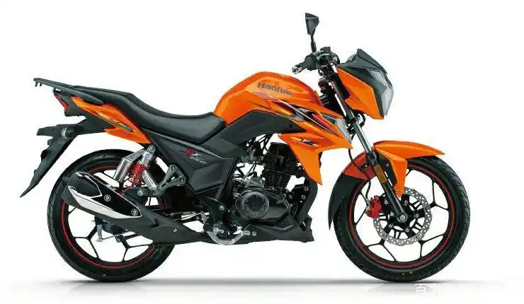 十款小排量玩乐摩托车推荐,总有一款适合你(图2) 入门级运动街车推荐_小排量摩托_小排量玩乐摩托车推荐