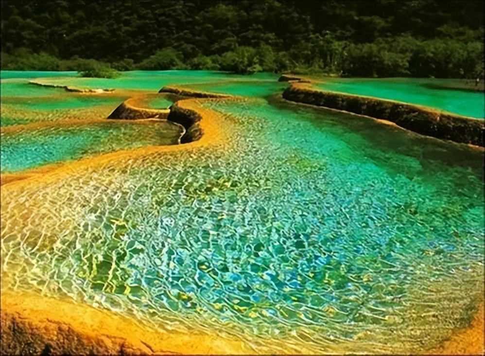 九寨沟5A景区旅游攻略_九寨沟旅游线路设计_九寨沟地震后重建景点