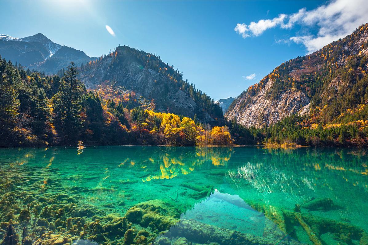 九寨沟旅游攻略_四川九寨沟自助游_九寨沟旅游线路设计