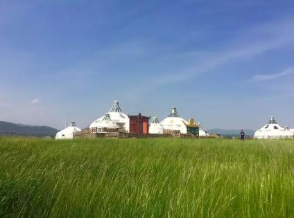 马场梁夏日冰瀑_呼和浩特白石沟景区_呼和浩特市周边避暑胜地