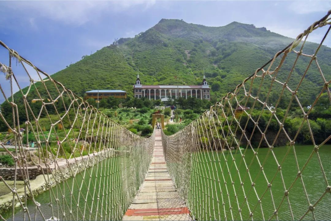 呼和浩特白石景区_白石头沟生态旅游区_呼和浩特白石沟景区